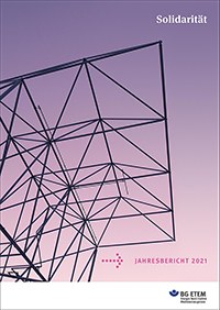 Coverbild des BG ETEM Jahresberichtes 2021, Gerüststruktur vor rosa Hintergrund.