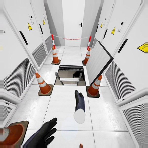 Virtuelle Realität: Simulation eines virtuellen Raumes mit Hochspannungsschränken und einem Loch im Boden mit Leiter, das von Leitkegeln umgeben ist.